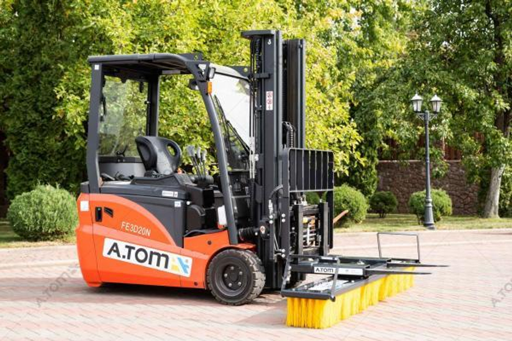 Щетка дорожная на вилочный погрузчик - EXPERT 2500