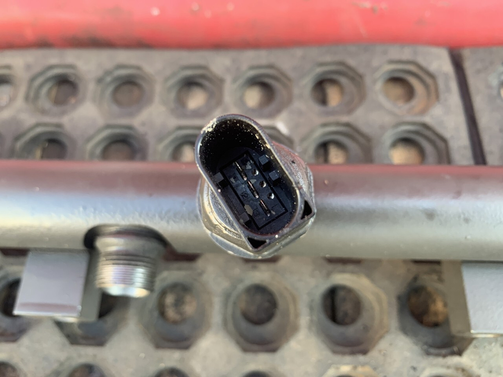 Рейка топливная 2021 год.