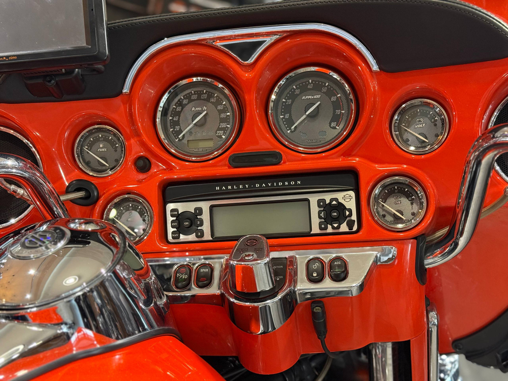 Harley-Davidson CVO Ultra Classic Limited, 2012