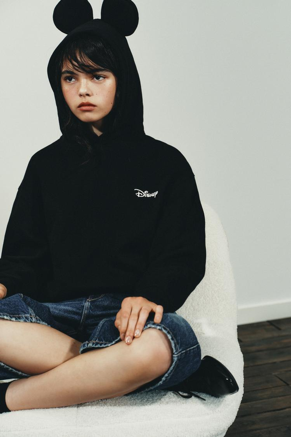 ZARA ТОЛСТОВКА С ТЕКСТОМ ©DISNEY, ЧЕРНЫЙ