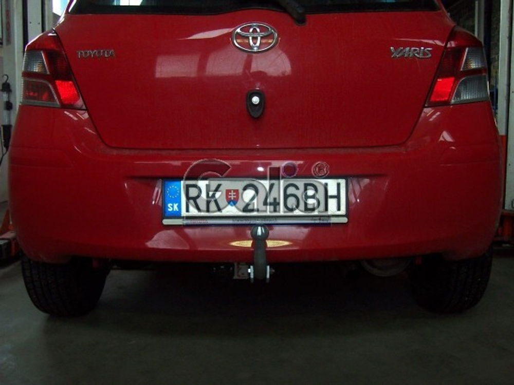 Фаркоп оцинкованный Galia T057A для Toyota Yaris 2005-2014(паспорт и сертификат в комплекте)(без электрики)