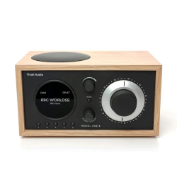 Радиоприемник Tivoli Audio Model One+ Oak / Black