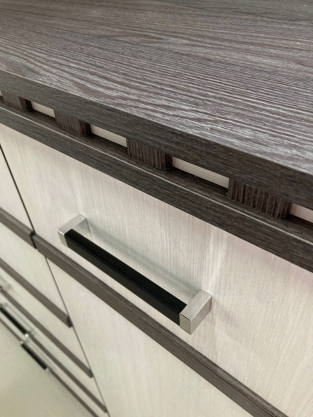 Комод №3 Ольга-13 Ясень анкор темный/ясень анкор светлый