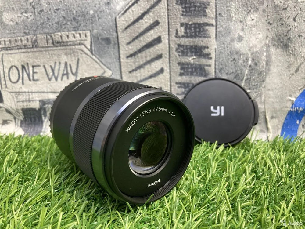 Xiaoyi 1.8/42.5mm Покупка/Продажа