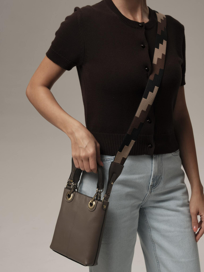 Сумка кожаная кросс-боди тауп