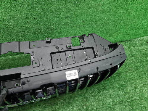 Решетка радиатора JAECOO J7 (2023-н.в.)