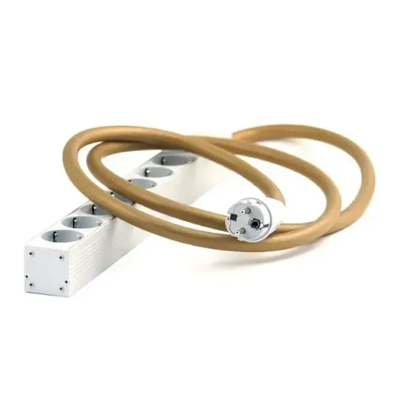 Сетевой разветвитель Van den Hul M.C. The Mainsstream Hybrid Powerblock Длина 1,5 метра на 7 розеток