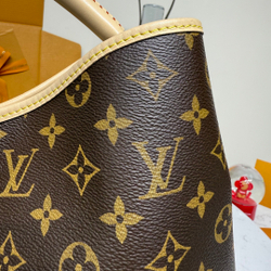 Louis Vuitton Again