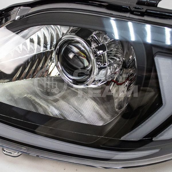 Фары Лада Ларгус передние в стиле Lexus с Bi LED модулями 2.5 дюйма + ДХО с плавающими поворотниками, хром маска (Китай)