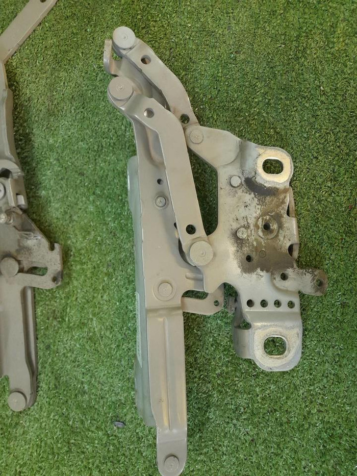 Петля капота Комплект BMW 3er F30 (2011-2020)