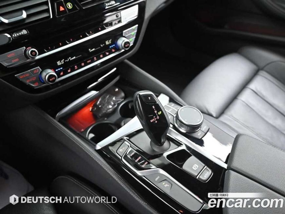 BMW 5 Series (G30) 530e M Sports (06.2020)