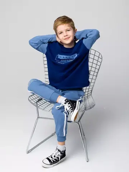 Спортивный костюм для мальчика в школу