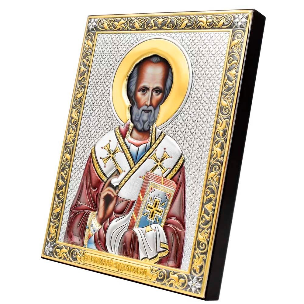 Икона Николая Чудотворца в серебряном окладе. 14 × 18 см.