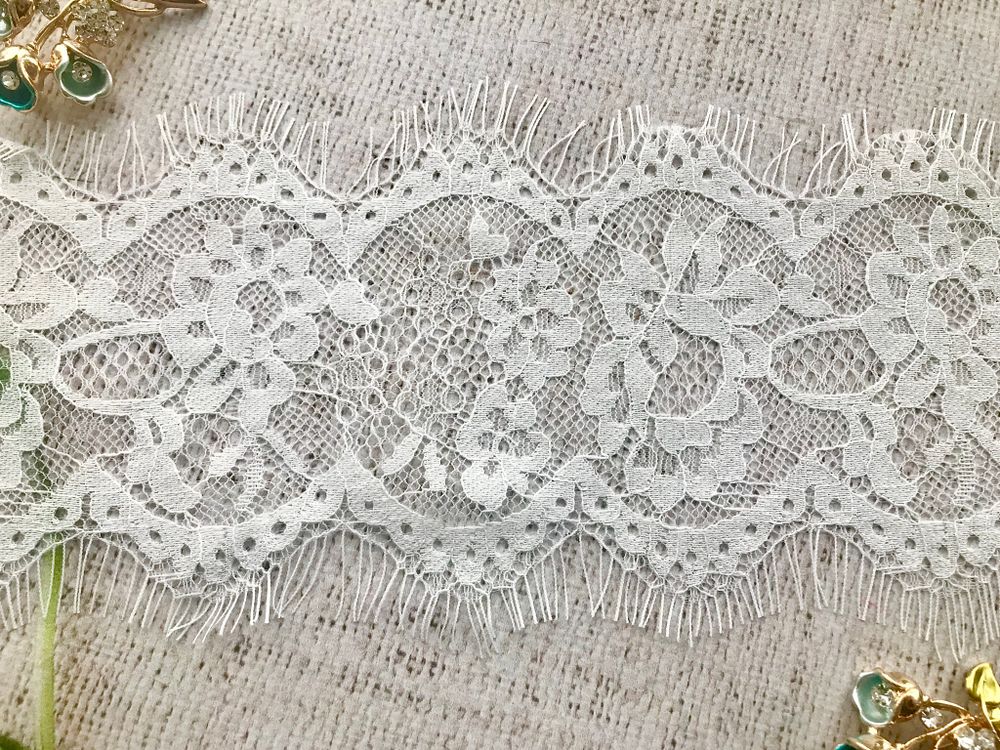 Кружево Французское, ш. 10,5 см, белый