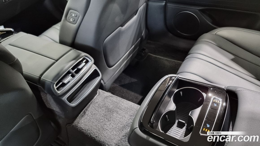 Genesis G80 (RG3) Бензин 3.5 Turbo AWD (04.2021)