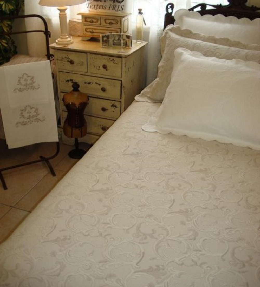 Покрывало 240x260 Texteis Iris Pauleta