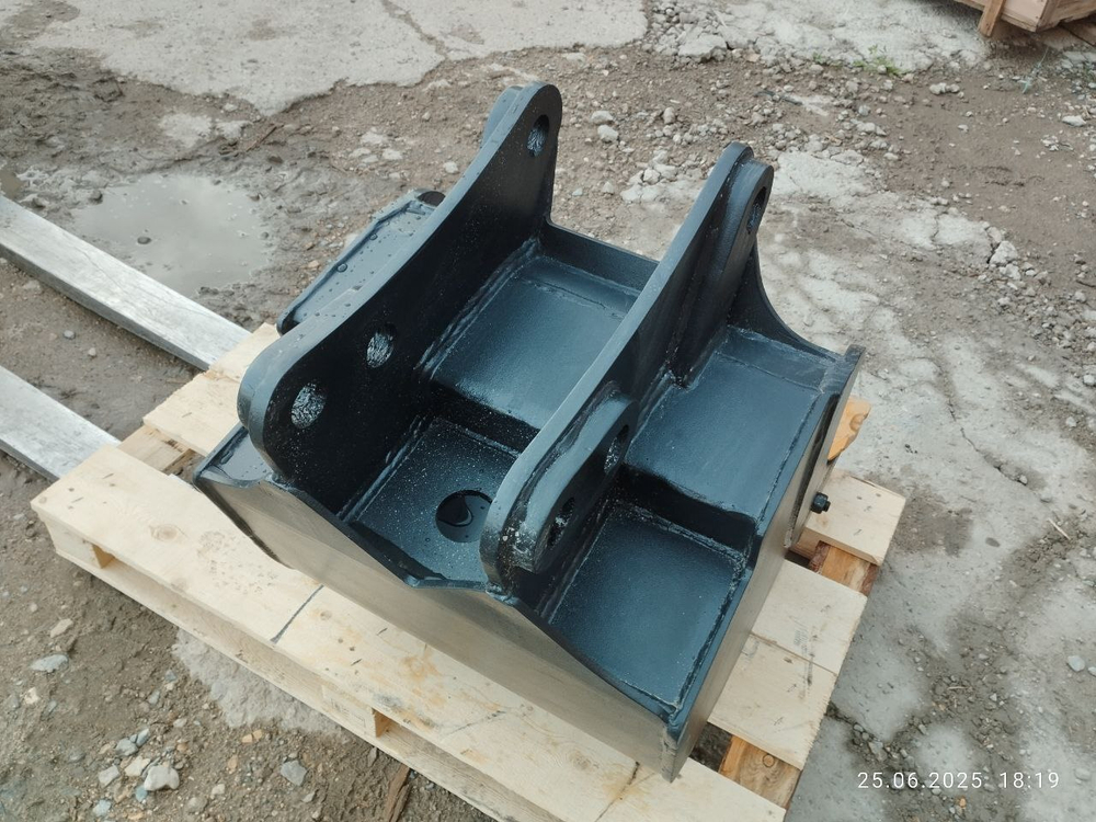 Ковш New Holland LB115/LB110/B80B 600 мм