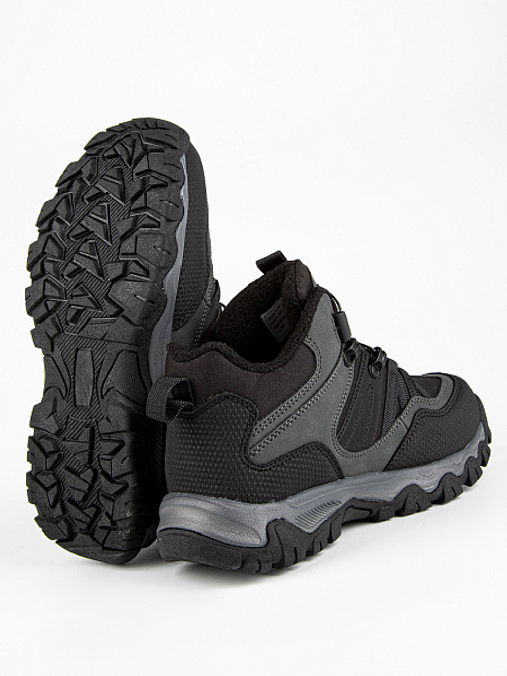 Кроссовки утепленные