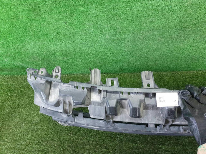 Решетка переднего бампера Porsche Cayenne 3 17-23