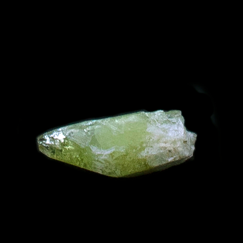 Бразилианит зеленый кристалл 4.64