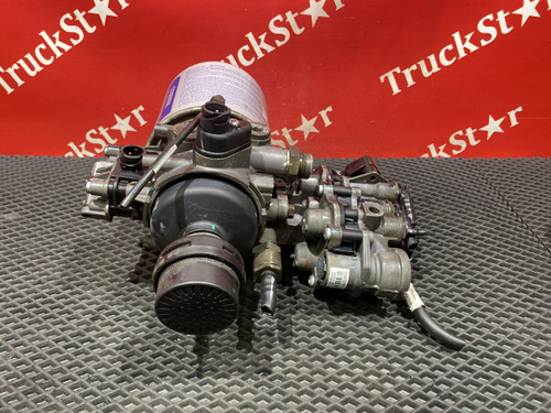 Осушитель воздуха в сборе 2023г