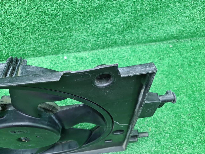 Диффузор с вентилятором Renault Logan 2 (14-22)