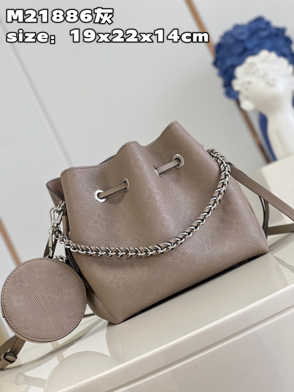 Louis Vuitton Bella