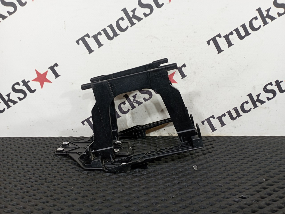 Кронштейн блока предохранителей