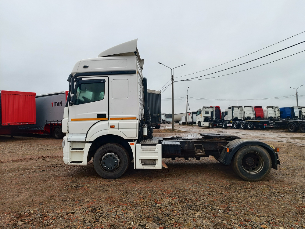 КамАЗ 5490 4x2 Седельный тягач 5490-S5 (Дизель/Газ, 12,0 л, 401 л.с., МТ)