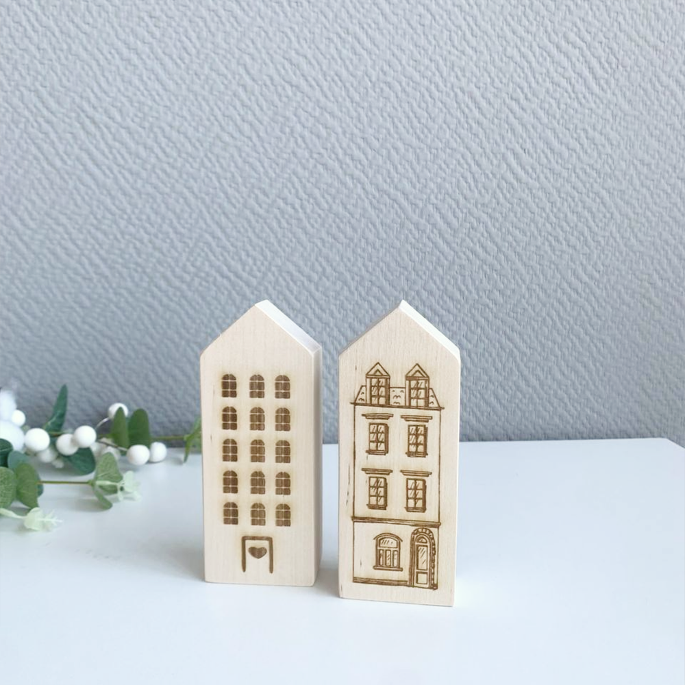 Домик с окошками и дверью 1шт 5,5*3*14 (гравировка)