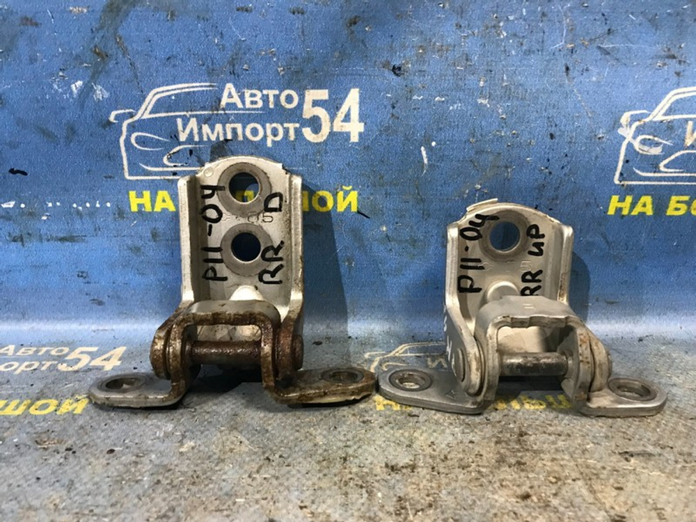 Петля двери задней правой NISSAN PRIMERA 1999