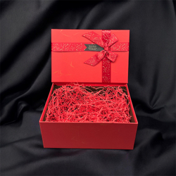 Подарочный набор коллеге «Модный офис — Земляника»