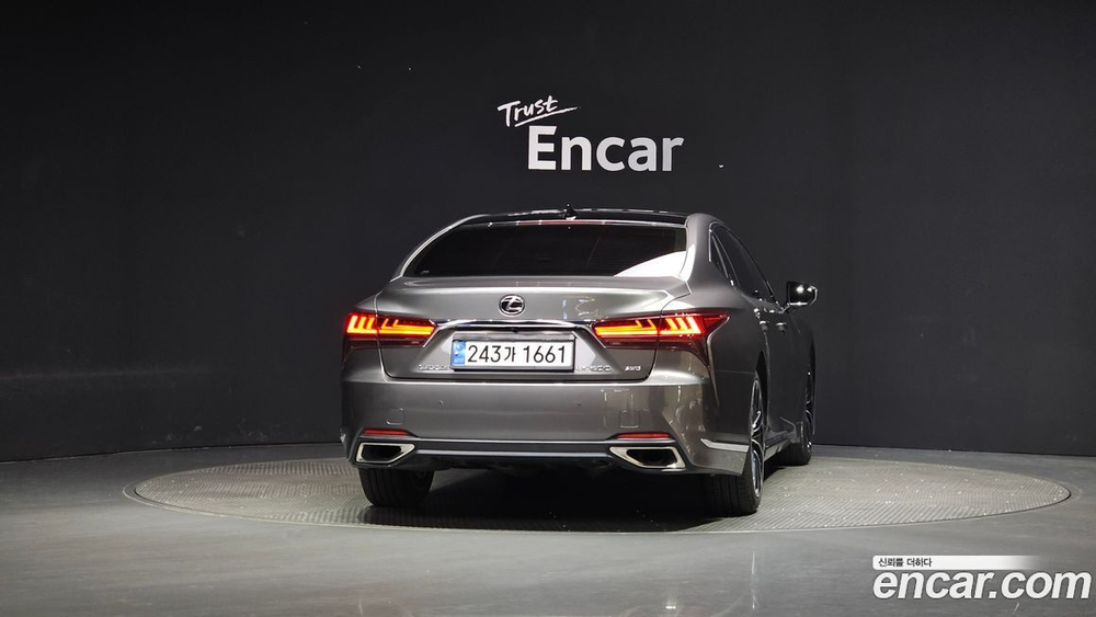 Lexus LS500 5 Generation 3.5 Luxury AWD (04.2022)
