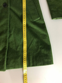 Пальто Zara стильного оттенка, маркировка S, визуально на 44 размер