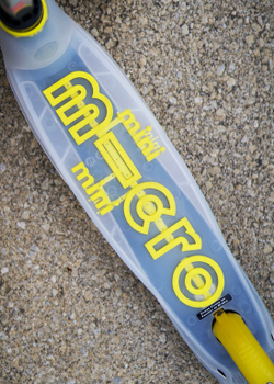 Самокат Mini Micro Deluxe Flux LED неоновый желтый