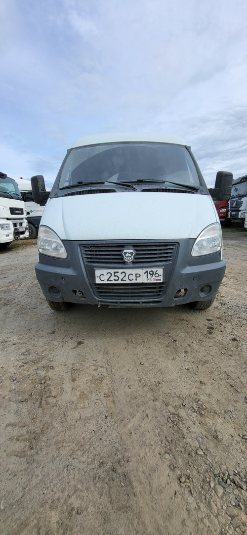 GAZ SOBOL Цельнометаллический 27527 (Бензиновый, 2,7 л, 107 л.с, 4WD)