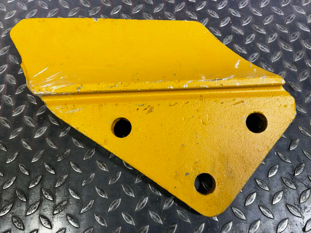 Бокорез 1171-00181 правый