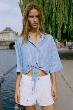 ZARA ШОРТЫ Z1975 СО СРЕДНЕЙ ПОСАДКОЙ И ПЕРФОРИРОВАННОЙ ВЫШИВКОЙ, ЦВЕТ ВЫБЕЛЕННОГО ЛЬНА