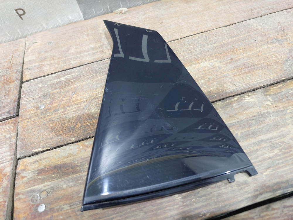 Накладка двери задней левой Haval F7x 1 19-нв Б/У Оригинал 5500104XKQ02A8D