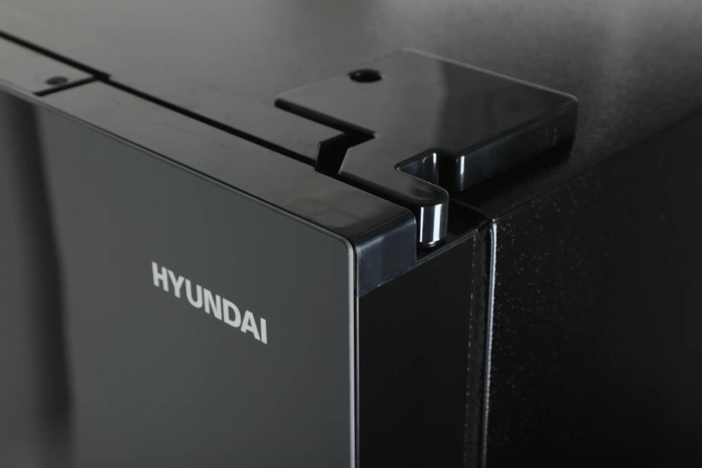 Холодильник Hyundai CM5084FGBK