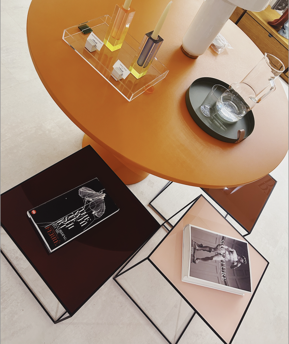 Стол журнальный Бордовый