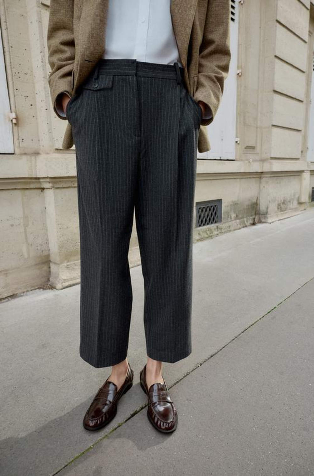 ZARA ПРЯМЫЕ БРЮКИ С ЗАЩИПАМИ, В ПОЛОСКУ