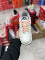 Nike Air Force 1LV8