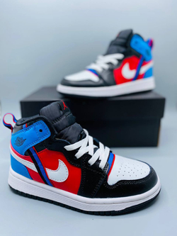 Детские кожаные кроссовки Nike Air Jordan 1