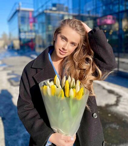 Тюльпаны 8 марта