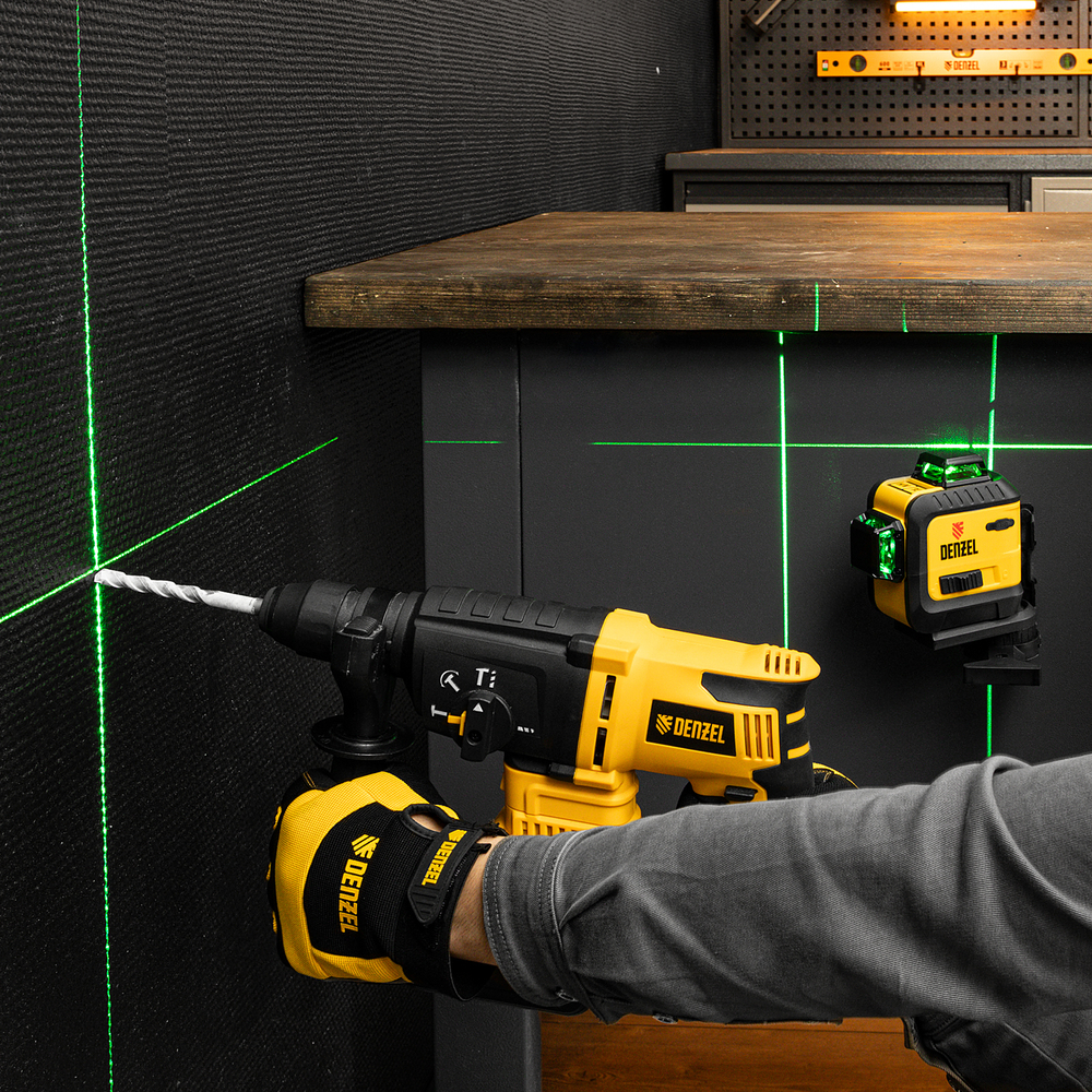 Лазерный уровень мультипризм. LXI 360-3 Green, 30 м, 520 Нм, акк. Li 2800 mAh, резьба 1/4" Denzel
