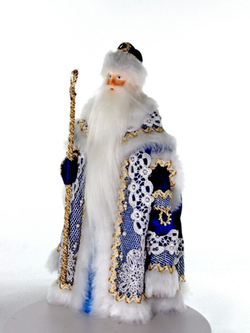 Фарфоровая кукла коллекционная Дед Мороз в кружевной шубе. Новогодняя игрушка под ёлку ручной работы
