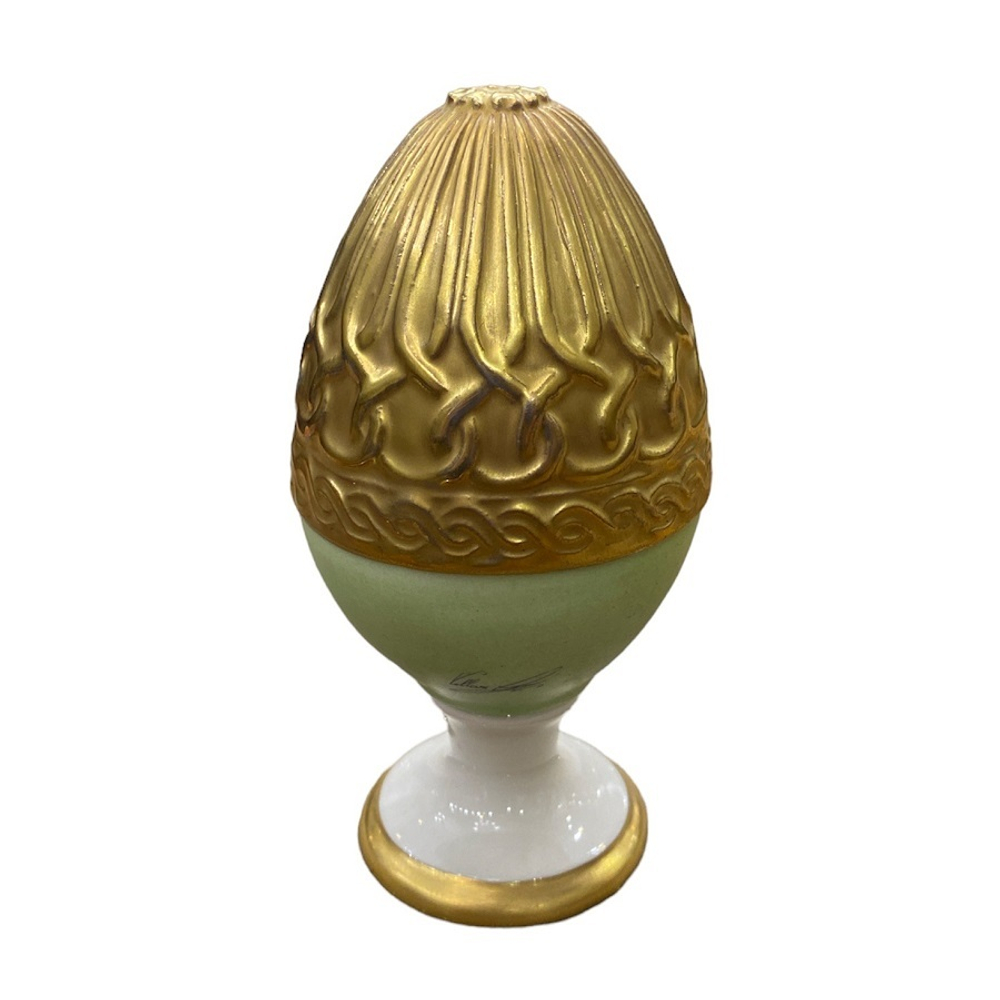 Яйцо зелёное