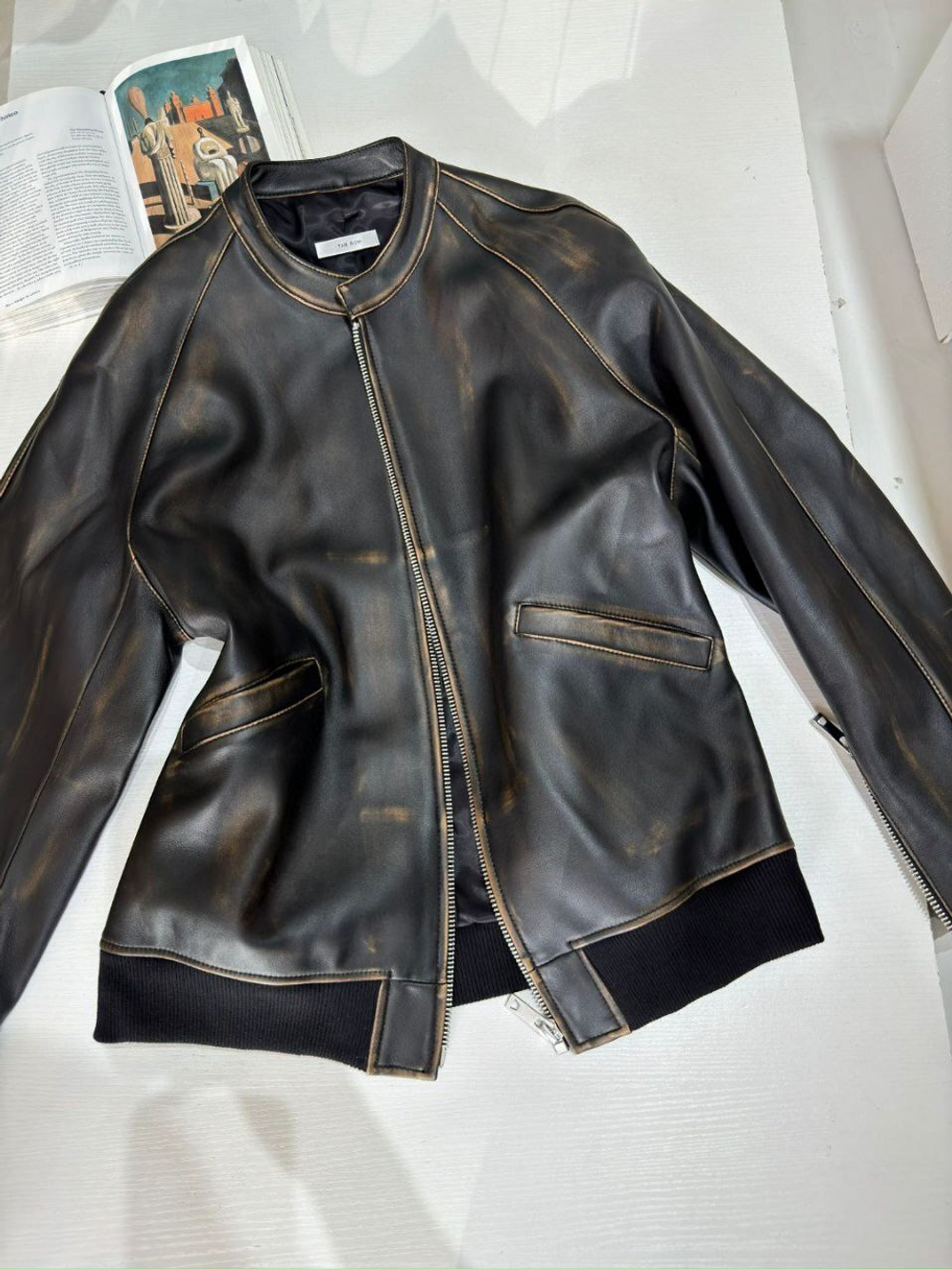 Кожаная куртка The Row