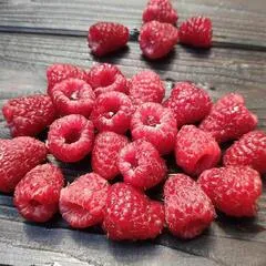 Малина свежая (Россия) / 450 гр